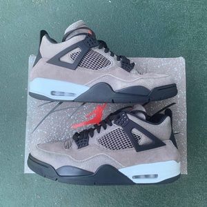 Jordan 4